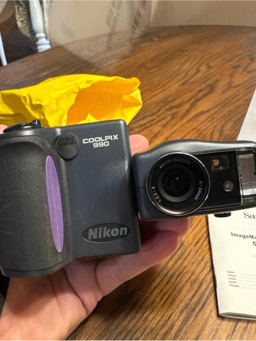 Nikon Coolpix 990 digital camera Tested